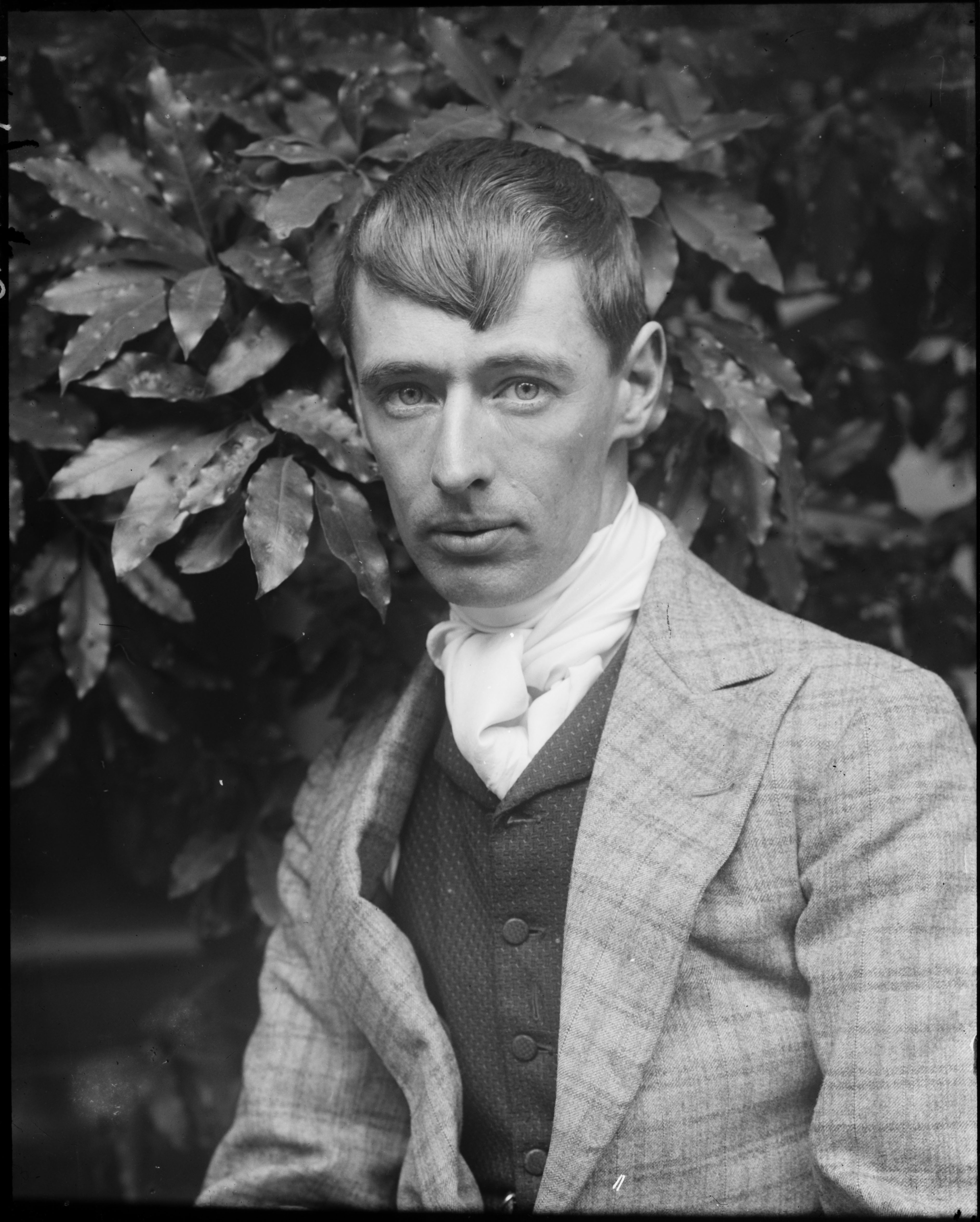 Portraits of Norman and Lionel Lindsay, family and friends, ca. 1900-1912 / photographed chiefly by Lionel Lindsay