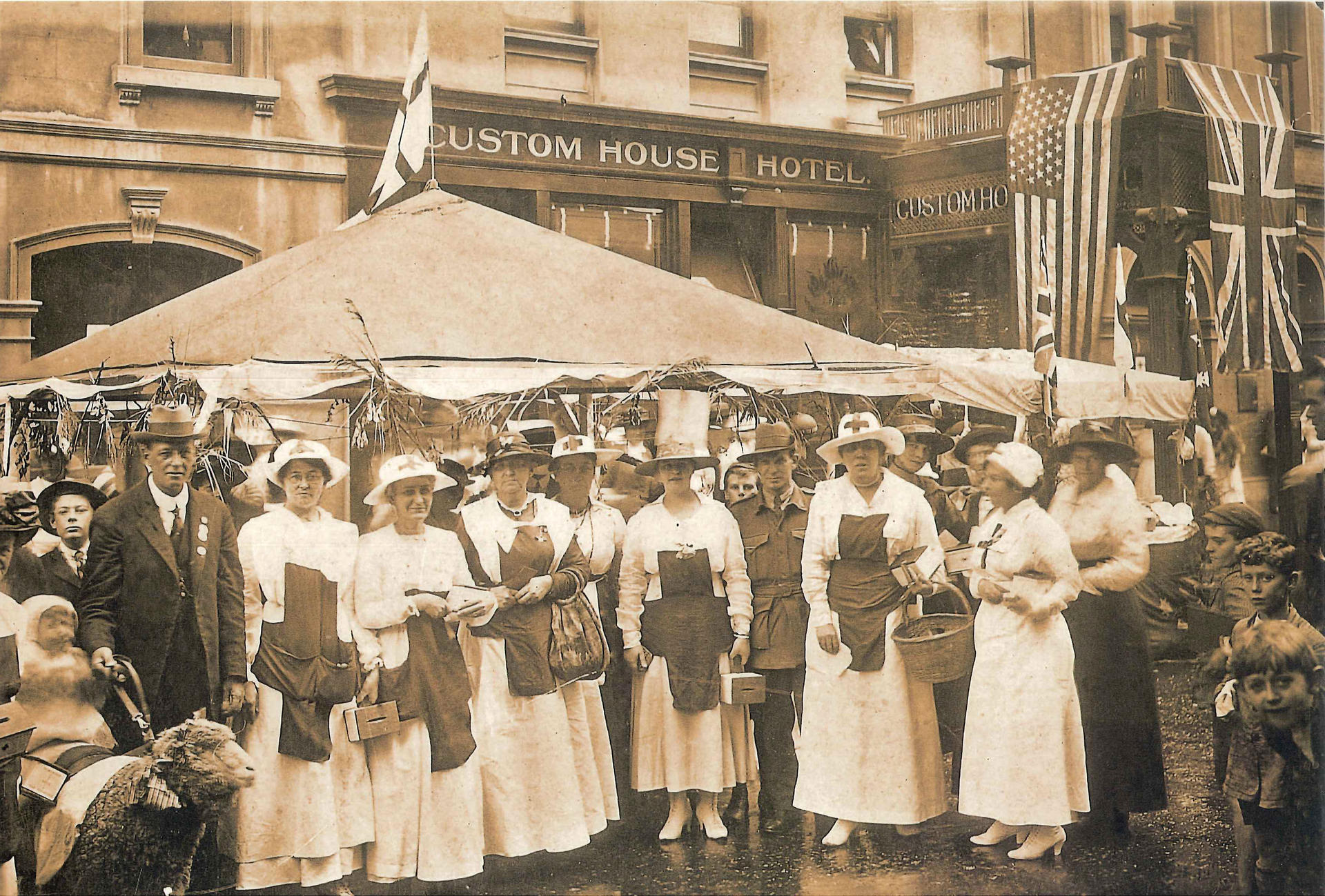 Ann Peck, Red Cross, Hurstville